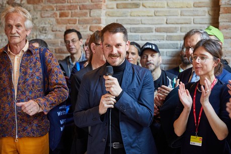 Kevin Muhlen lors du vernissage du pavillon luxembourgeois à la dernière Biennale de Venise. (Photo: Andy Davison)