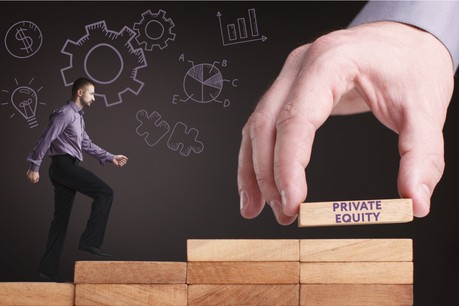 La Commission européenne se préparerait à ajouter une brique à sa politique pour permettre aux champions européens d’aller voir plus haut: un fonds à 100 milliards d’euros en private equity. Ce que Bruxelles conteste. (Photo: Shutterstock)