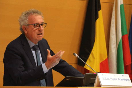 Le ministre des Finances, Pierre Gramegna, a indiqué que la Place devrait relever les défis du changement climatique et de la digitalisation. Il a plaidé pour que la BEI et le FEIS mettent l’accent sur ces deux aspects. (Photo: @UE_Luxembourg/Twitter)