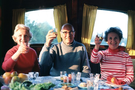 Du bon vin, des bons petits plats et de la bonne humeur, bienvenue à la Moselle! (Photo: Allan Cash Picture Library / Alamy Stock Photo)