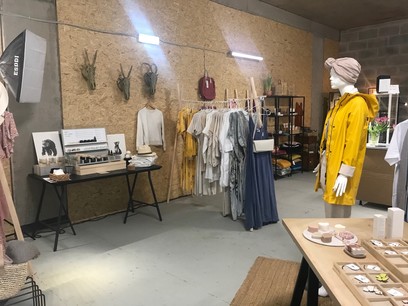 Cyrielle Révész s’est installée en décembre 2019 avec d’autres entrepreneurs dans un pop-up store. (Photo: Paperjam)