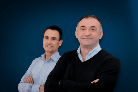 Michael Mohm, Business Development Manager at Microtis & Gilles Saint-Guillain, Sales Manager IT and Unified Communication / Security & Building Technologies au sein de CEL (Crédit : Microtis)