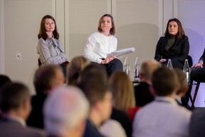 Jessica Bauldry (Delano) , Céline Coubray (Paperjam Architecture + Real Estate ) et Sheelam Chadha (Patrizia) ((Photo: Jan Hanrion / Maison Moderne))