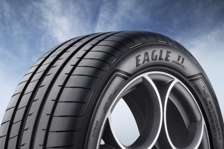 Ces fonctionnalités sont associées à la technologie «UHP Cool Cushion Layer», qui améliore la tenue de route tout en réduisant la résistance au roulement, ce qui se traduit par une plus grande efficacité énergétique. (Photo: Goodyear)