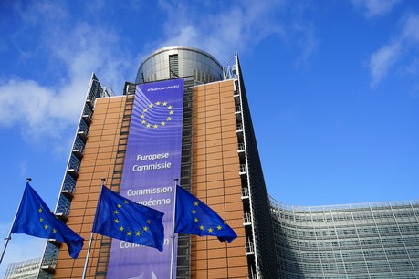 La Commission européenne a présenté mercredi 4 mars une proposition de loi européenne sur le climat afin de se fixer un objectif juridiquement contraignant de réduction de gaz à effet de serre. (Photo: Shutterstock)