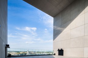 La fenêtre urbaine du bâtiment. ((Photo: Nader Ghavmi))