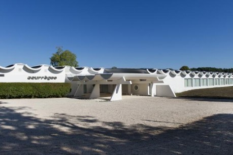 L'usine se trouve à Pau, ville natale d'André Courrèges qui l'a lui même dessiné. (Photo: Courrèges)