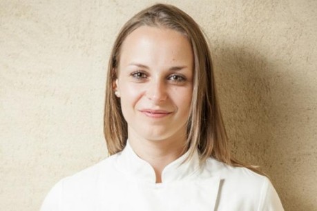 Cathy Goedert est fière de présenter ses gâteaux. (Photo: Julien Becker)