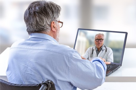 Une semaine après son lancement, Doctena peut aller au bout de la téléconsultation. Une étape-clé pour la plate-forme, qui est déjà visitée par la moitié de la population résidente. (Photo: Shutterstock)