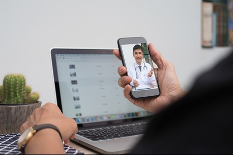 Doctolib a commencé à proposer de la télémédecine, mais le véritable enjeu reste, comme pour la luxembourgeoise Doctena, de convaincre des médecins de rejoindre la prise de rendez-vous en ligne. (Photo: Shutterstock)