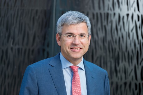 David Suetens: “Financial services firms have been exploring various ‘emerging technologies for years now, but have not yet taken significant steps towards embedding these technologies into their business.” (Photo: Marie De Decker)