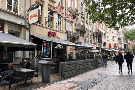 L’un des restaurants de l’enseigne «Chi-Chi’s» était situé place d’Armes. (Capture d'écran: Google Earth)