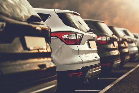 Durant la pandémie, les garagistes et concessionnaires doivent assurer un service d’urgence pour ceux qui en ont besoin. (Photo: Shutterstock)