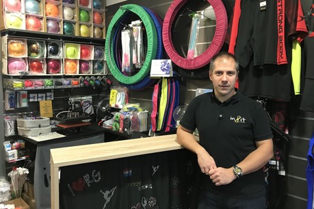 Avec Infit Store, Andras Magyar propose des articles dédiés à la gymnastique rythmique et au fitness. (Photo: DR)
