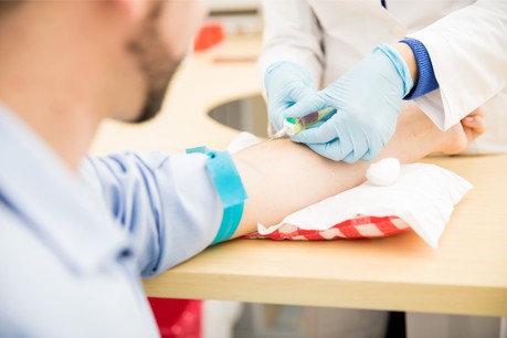 Bionext Lab dépiste le coronavirus à domicile grâce à son service Picken Doheem. (Photo: Shutterstock)