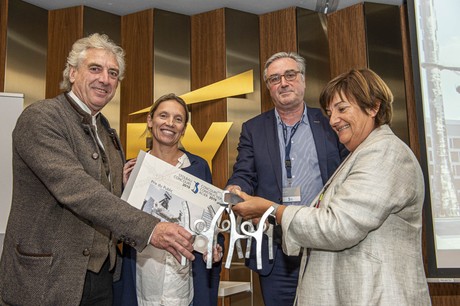 François Valentiny, Daniela Flor, Bruno Dursin et Michèle Detaille lors de la remise des prix du Concours Construction Acier 2019. (Photo: Gilles Martin)