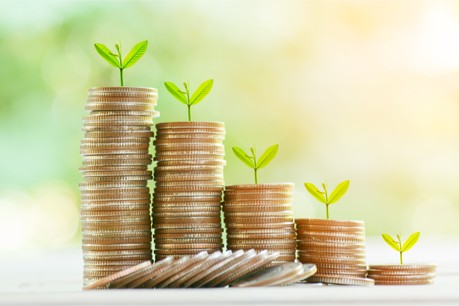 Julie Becker: «Au départ, durant les années 2007-2008, toutes les obligations vertes étaient émises par des institutions supranationales et servaient strictement à financer des projets environnementaux.» (Photo: Shutterstock)