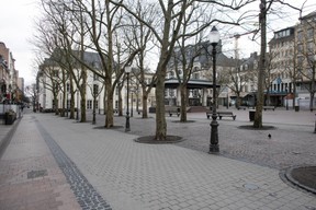 La place d’Armes, lieu habituel de vie, restera vide. ((Photo: Matic Zorman))