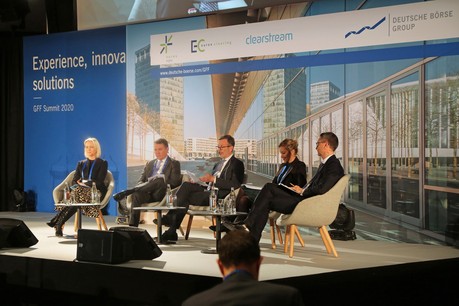 Susan O’Flynn (Morgan Stanley), Gareth Allen (UBS), Godfried de Vidts (ICMA ERCC), Johanne Armita Vara (Goldman Sachs) et Romuald Orange (Natixis) intervenaient lors du Global Funding and Financing Summit, le 29 janvier. (Photo: Deutsche Börse)