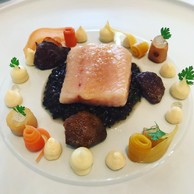 Au restaurant Bareiss, le chef Claus-Peter Lumpp fait découvrir à ses convives la valeur de 3 étoiles au guide Michelin et une note stratosphérique de 19/20 au Gault&Millau. (Hadrien Friob / Maison Moderne)