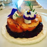 Au restaurant Bareiss, le chef Claus-Peter Lumpp fait découvrir à ses convives la valeur de 3 étoiles au guide Michelin et une note stratosphérique de 19/20 au Gault&Millau. (Hadrien Friob / Maison Moderne)