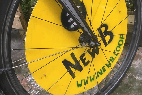 Ça roule désormais pour NewB qui a obtenu sa licence de la BCE. (Photo: NewB/Facebook)