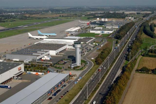 liege-airport-belgium-2.jpg
