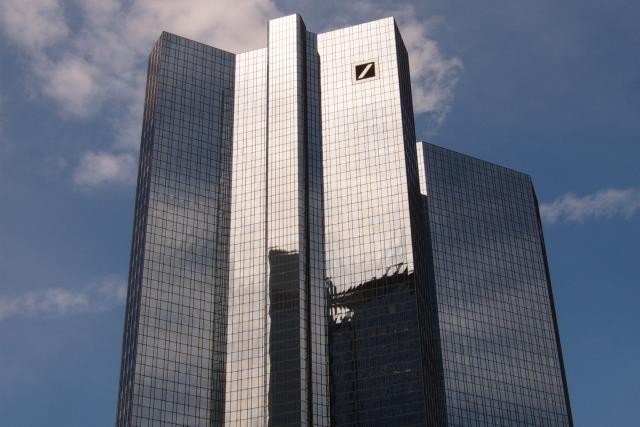 frankfurt_deutsche_bank.jpg
