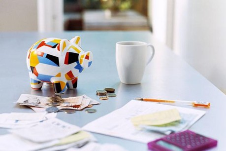 piggy-bank-dv1693001-630x420.jpg