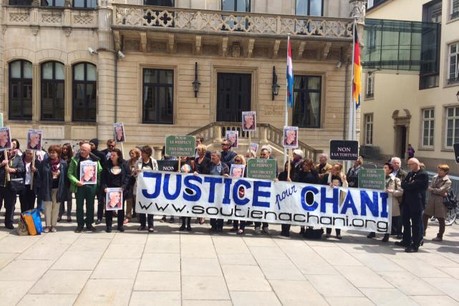 Manifestation de soutien à Chani organisée par son comité devant la Chambre des députés ce lundi. (Photo: DR)