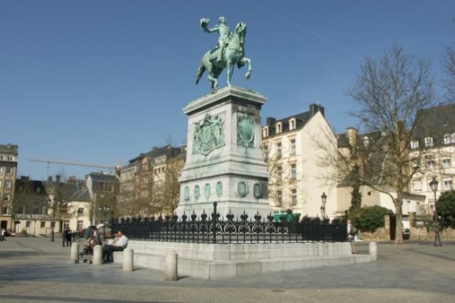 placeguillaumeluxembourg.jpg