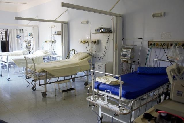 Le plan hospitalier a notamment pour but d’utiliser de façon plus efficiente les ressources disponibles, tout en promouvant la qualité des soins dont bénéficient les patients. (Photo: Licence C.C.)