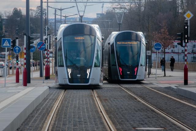 Annoncée depuis 2014 pour l’horizon 2021, la mise en service complète du tram devrait ne pas avoir lieu au mieux avant 2023, selon la planification des Ponts et chaussées. (Photo: Matic Zorman / archives)