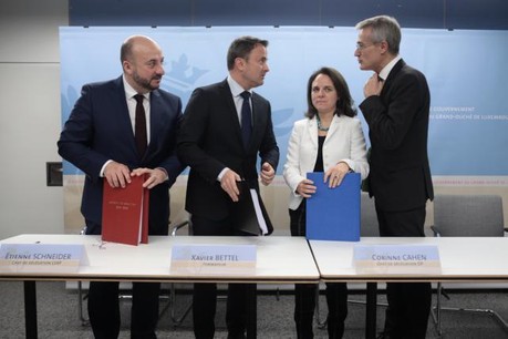 Signé, l’accord doit maintenant être approuvé par les assemblées des différents partis. (Photo: Matic Zorman)
