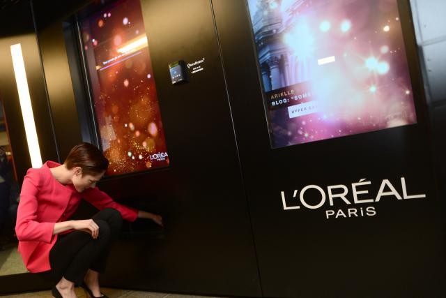 loreal_paris_intelligent_color_experience._10578285283.jpg