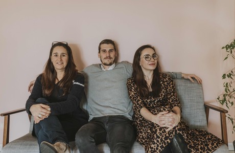 Sonia Hoffmann, Ben Olinger et Carole Retter. (Photo: Mae Sistermann)