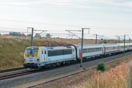 En limitant la gratuité à la frontière, les frontaliers sont incités à prendre leur voiture jusqu’à la première gare luxembourgeoise, estime l’asbl Les Amis du rail. (Photo: Shutterstock)