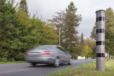 Deux radars espacés de 4km sont entrés en phase de test sur la N11. (Photo: Shutterstock)