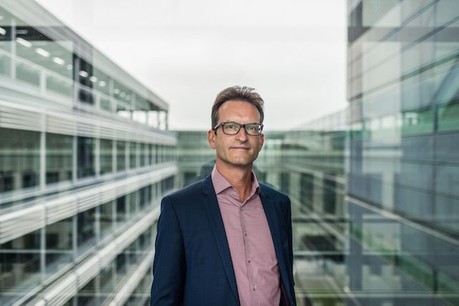 Carlo Thelen: «Le carbone ne s’arrête pas aux frontières. Il ne s’agit donc pas de mettre en œuvre des mesures qui réduisent uniquement les émissions locales.» (Photo: Mike Zenari/Archives)