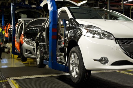 L’entité issue de la fusion entre PSA et Fiat Chrysler, avec 8,7 millions de véhicules vendus, deviendrait le quatrième plus grand constructeur automobile du monde. (Photo: Shutterstock)