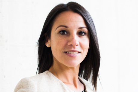 Maria Fernandes: «M’informer et me tenir au courant des différents projets et réalisations sur le territoire luxembourgeois.» (Photo: Paulo Lobo )