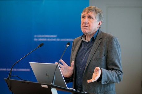 François Bausch promet un réseau de bus offrant des horaires plus étendus et étoffés le dimanche. (Photo: Matic Zorman /Archives Maison Moderne)