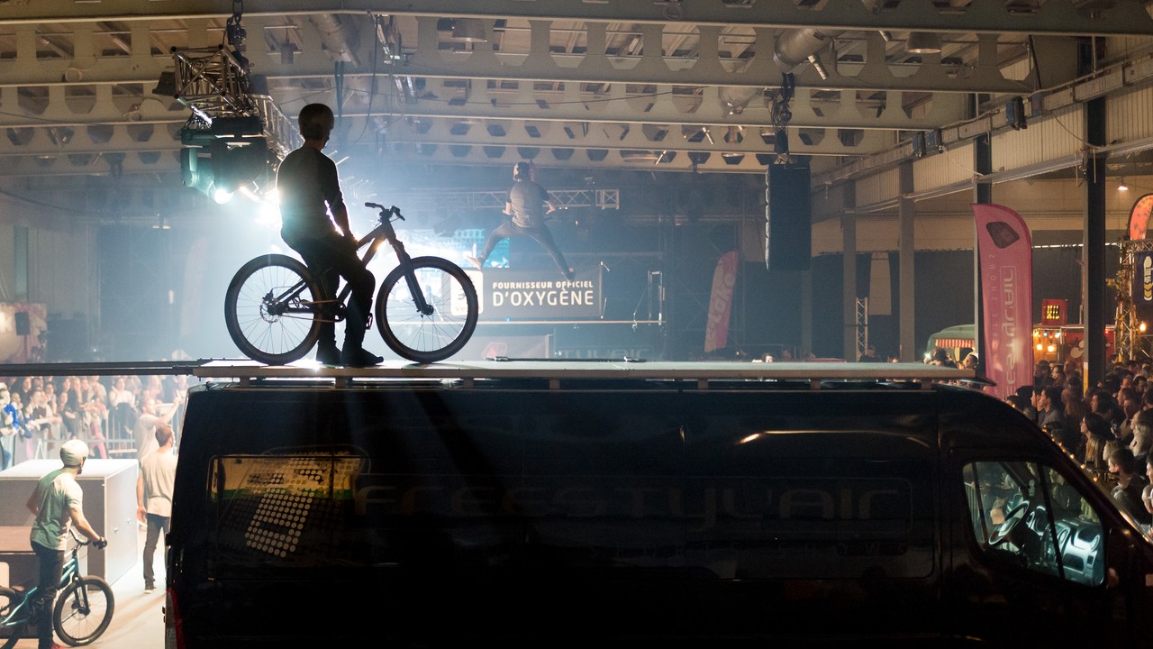 Les freestylers en BMX, rollers et trottinettes feront le show vendredi au Springbreak. (Photo: Marie De Decker)