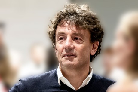 Daniel Schneider et son équipe se basent sur les éléments financiers fournis par les sociétés pour livrer des recommandations stratégiques. (Photo: Design Friends / Maison Moderne)