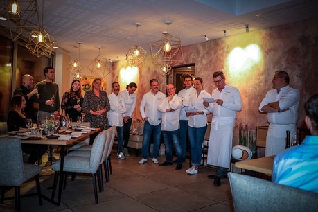 11 ambassadeurs de renom et 50 gourmets curieux ont fit vibrer le premier dîner Foodamental (Photo: Mickaël Williquet / Horeca Media )