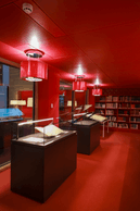 La salle des ouvrages précieux bénéficie d'un traitement architectural différent. ((Photo: Edouard Olszewski))